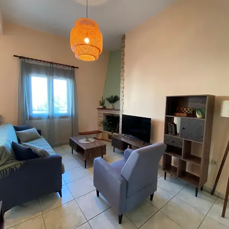 شقة Phaedra Family يميناريا